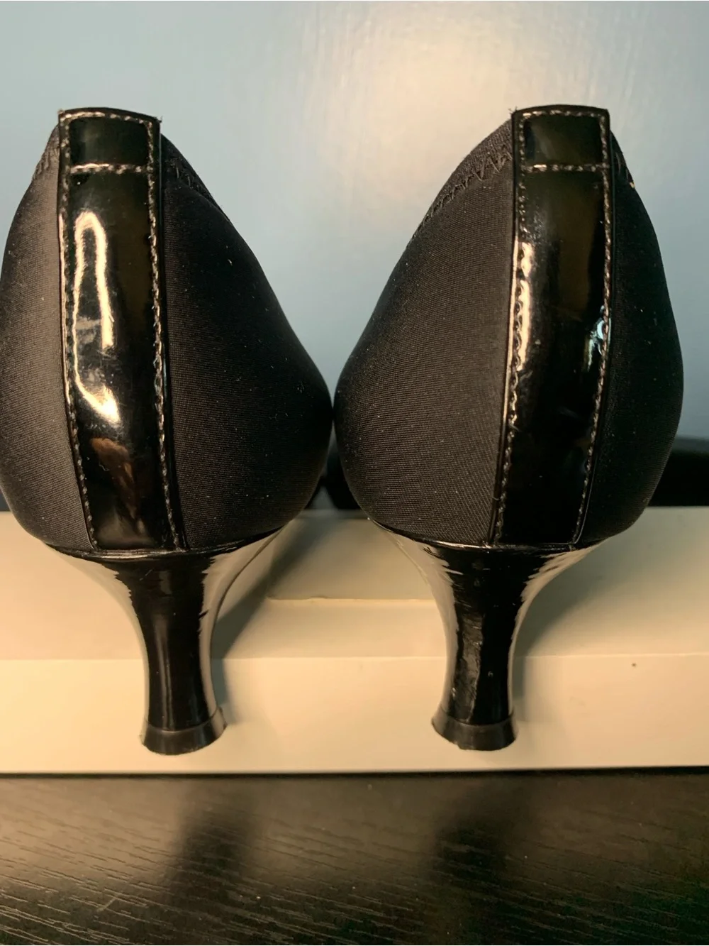 Rockport sleek pointed